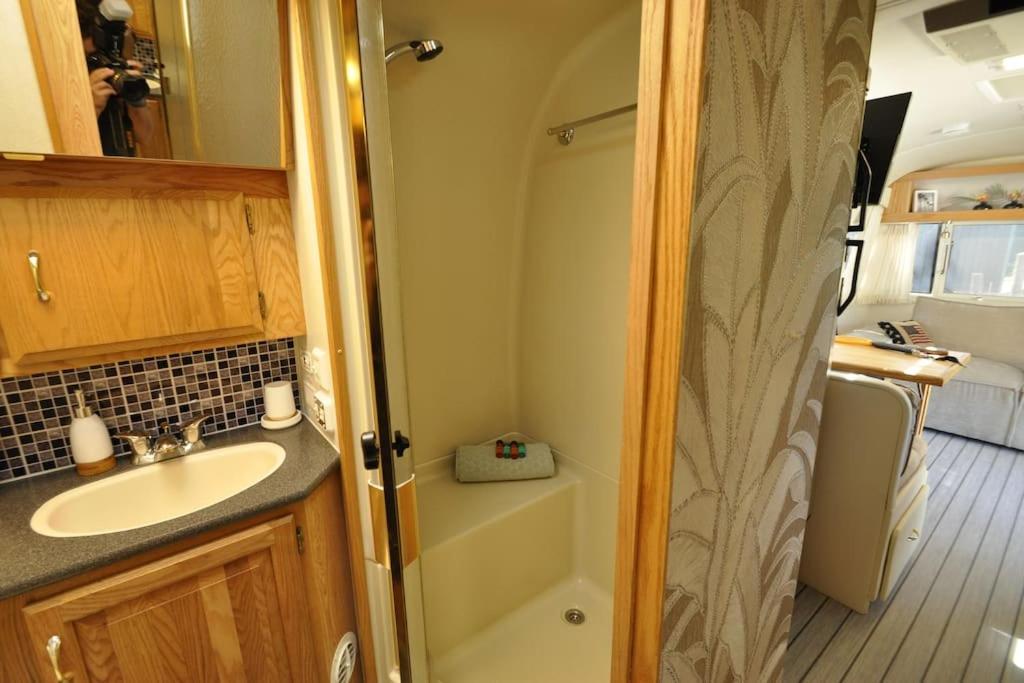 Airstream Retro Usa Caravan Earnewâld المظهر الخارجي الصورة